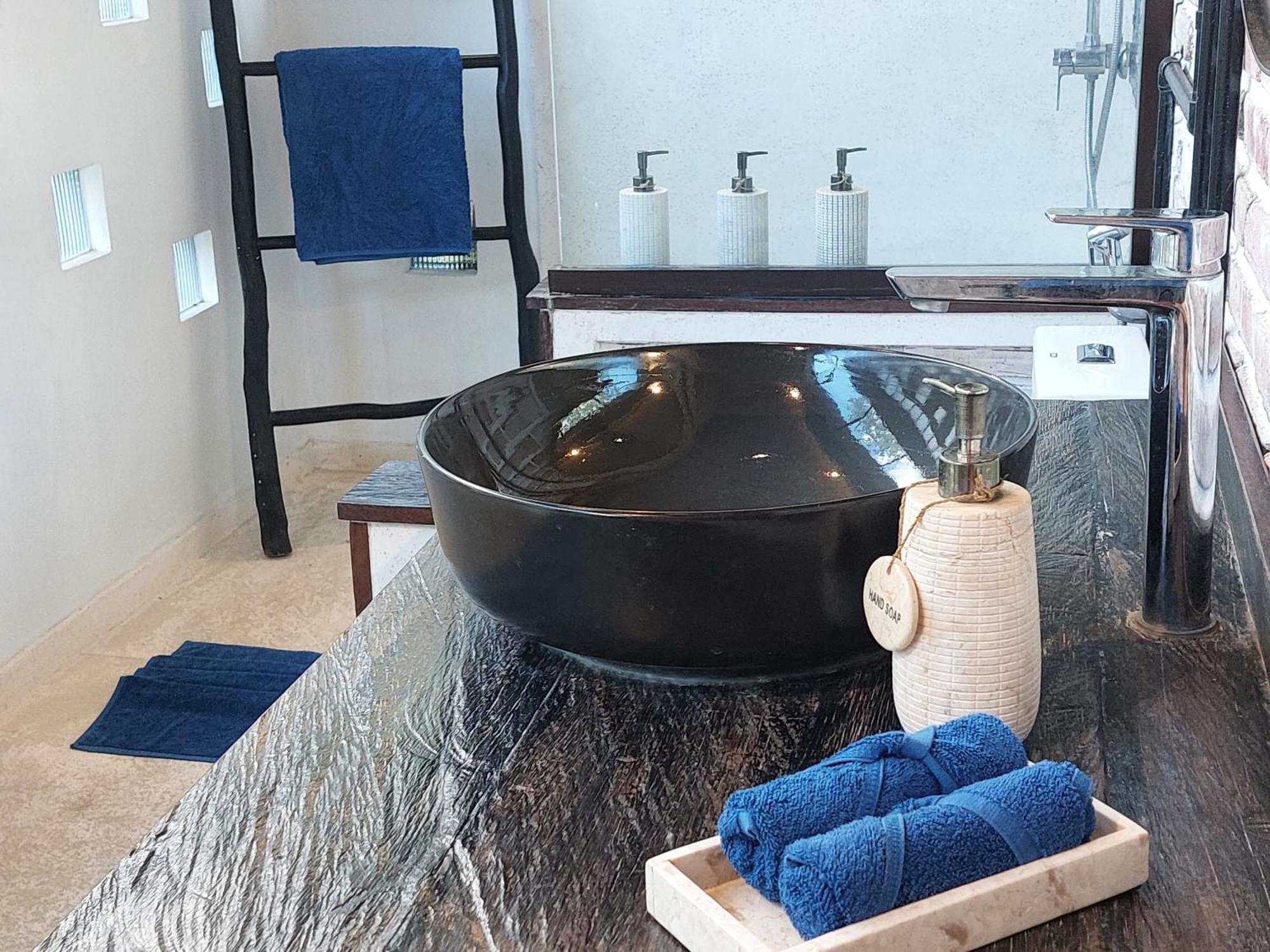 Spaces Bali Unique Boutique Hotel Munggu Zimmer foto